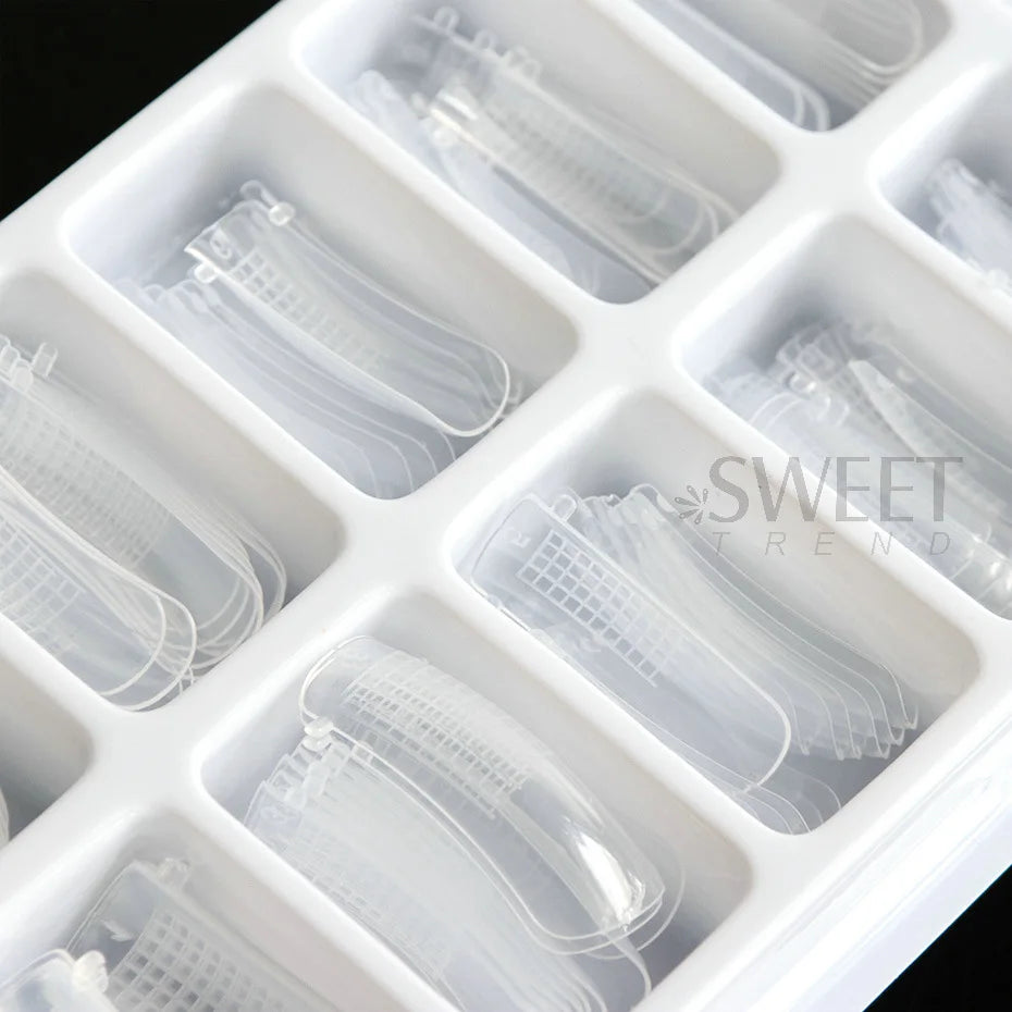 Atelier de Beauté – Nude Acrylic Nail Kit