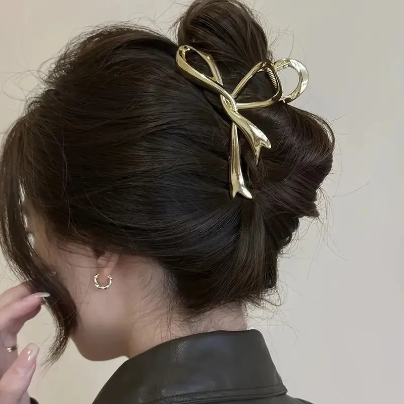Mademoiselle Barrettes – Metal Edition