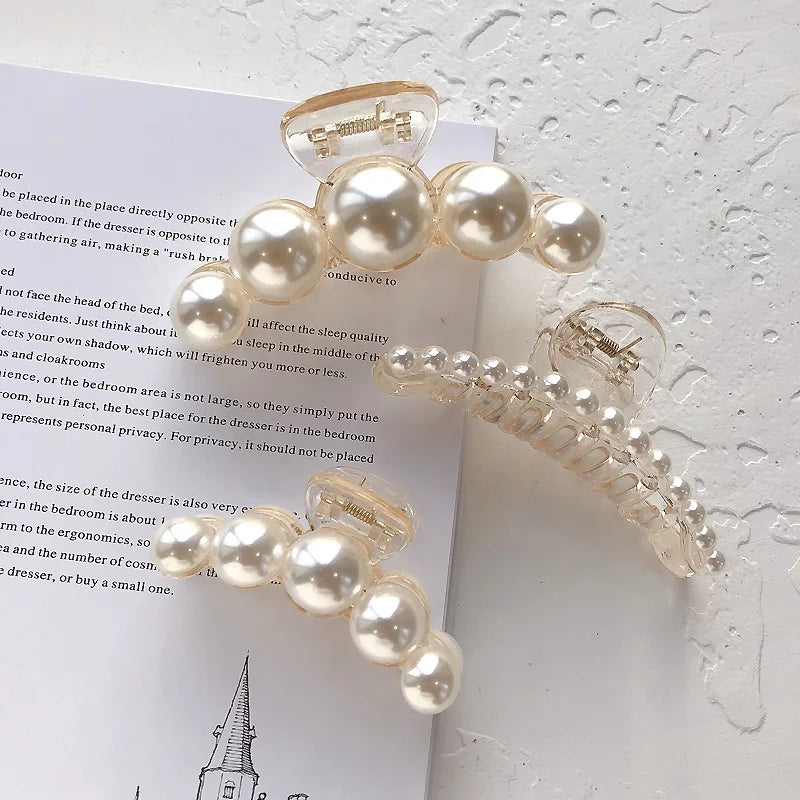 Simulated Pearl Hair Claws