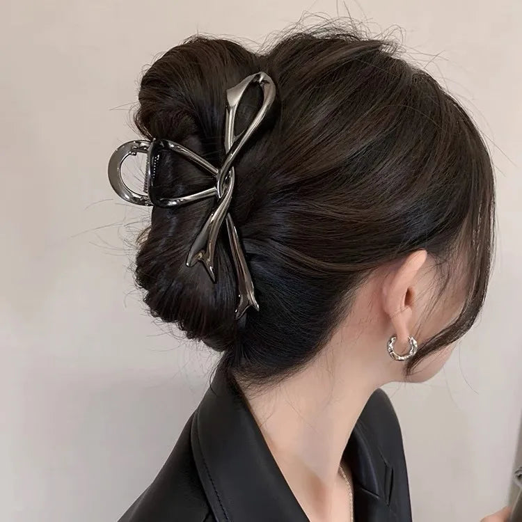 Mademoiselle Barrettes – Metal Edition