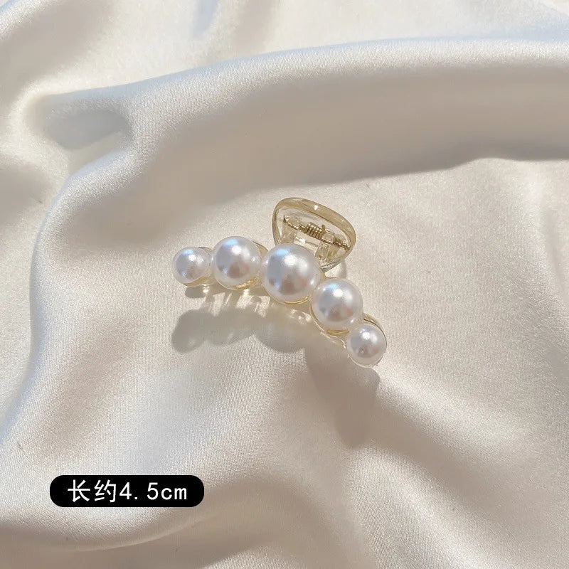 Simulated Pearl Hair Claws
