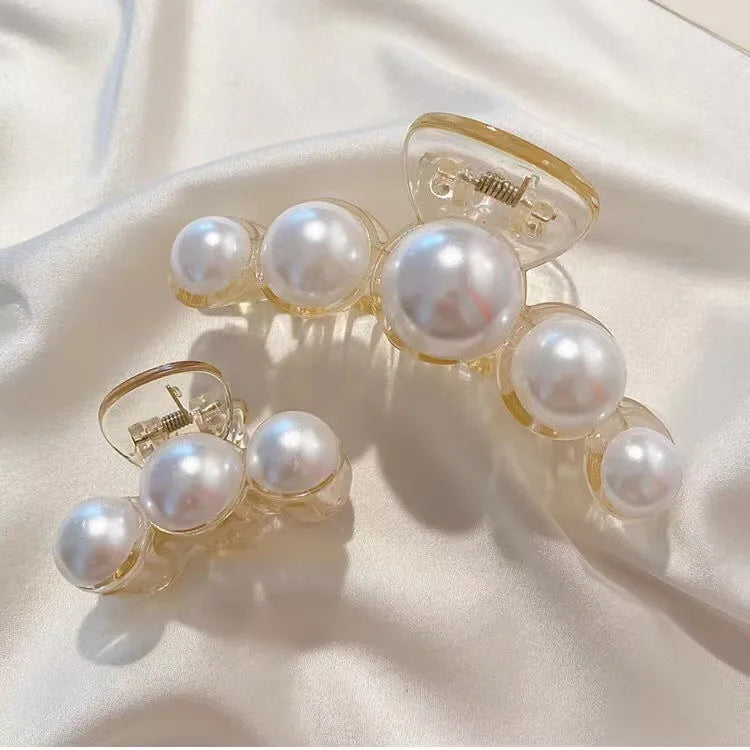 Simulated Pearl Hair Claws