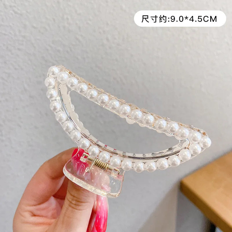 Simulated Pearl Hair Claws
