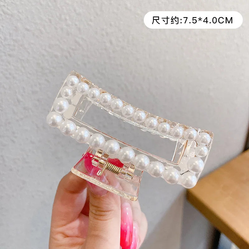 Simulated Pearl Hair Claws