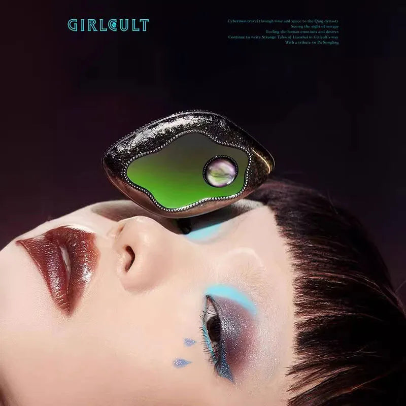 Muse Bag – Girlcult Complete Makeup Set