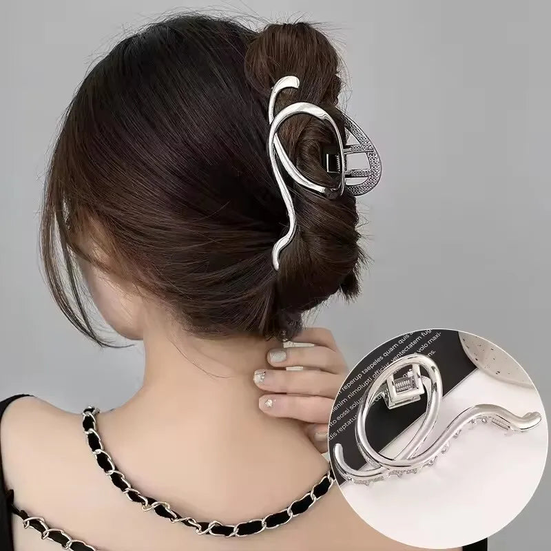 Mademoiselle Barrettes – Metal Edition