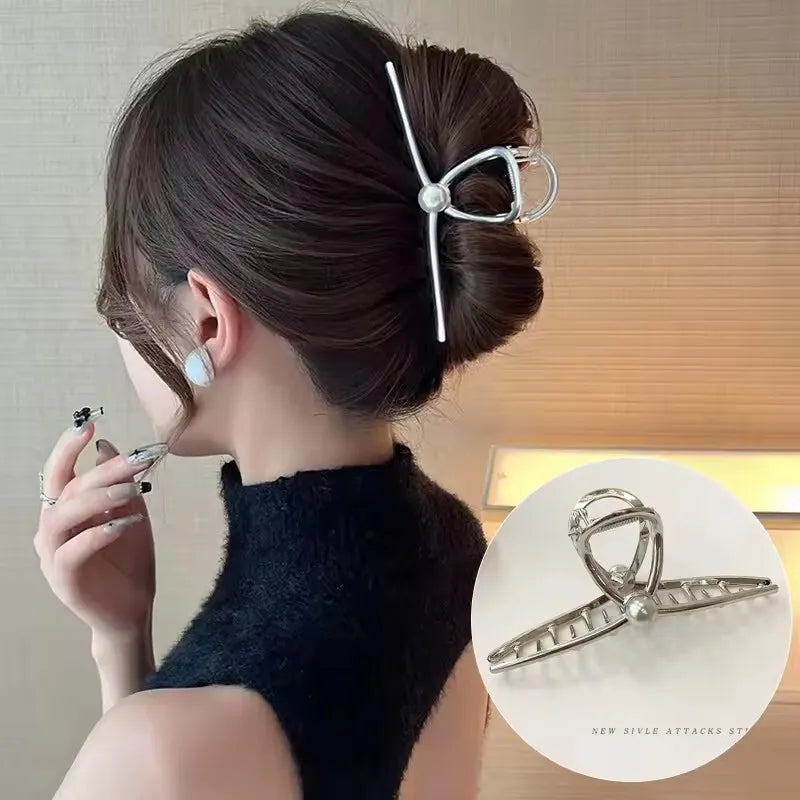 Mademoiselle Barrettes – Metal Edition