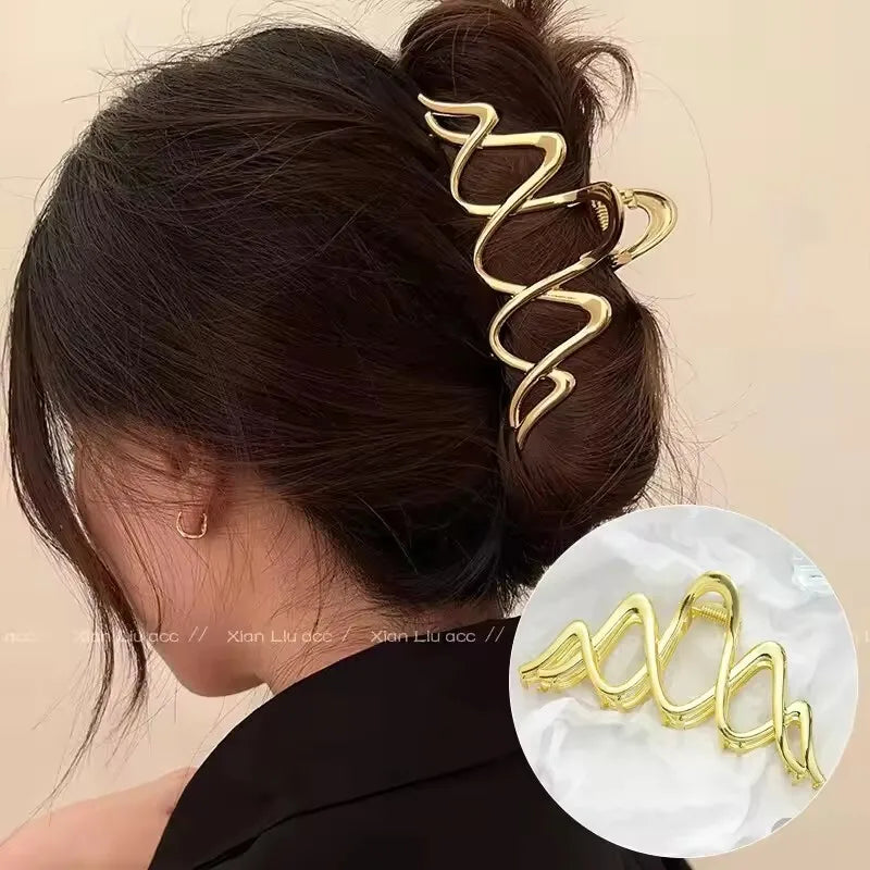Mademoiselle Barrettes – Metal Edition