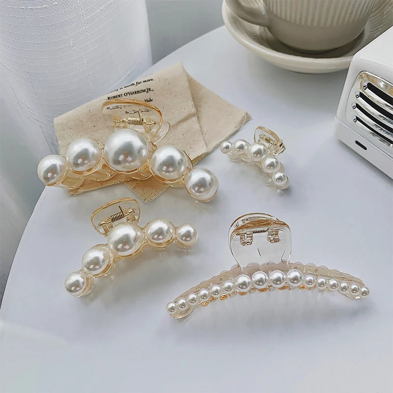 Simulated Pearl Hair Claws