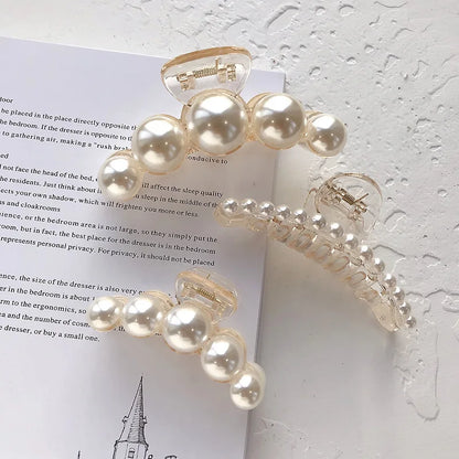 Simulated Pearl Hair Claws