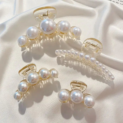 Simulated Pearl Hair Claws